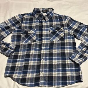 Boohoo Man ~ Men’s Large Plaid Flannel Blue ~ Heartless Stone Embroidery on Back